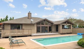 127 Mountain Meadow Rd, Santa Rosa, CA 95404