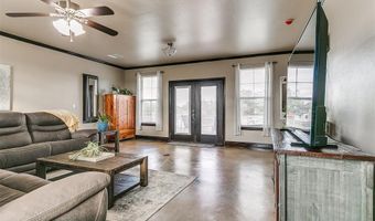 3918 S 4th St, Chickasha, OK 73018
