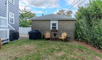 135 Russett Rd 2, Boston, MA 02132