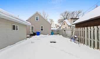 1604 N CLARK St, Appleton, WI 54911