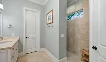 35 Catamaran Ln, Bluffton, SC 29909