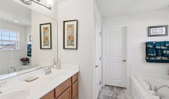 818 Hilliary Ln, Aurora, OH 44202