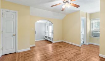 149 9th St, Belford, NJ 07718