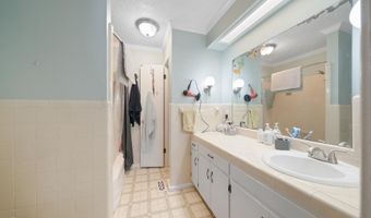 801 Colonial Dr, Arab, AL 35016