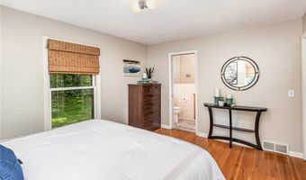 1429 Skiles Ln, Arden Hills, MN 55112