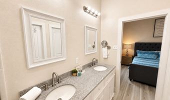 195 Paradise Dr, Aransas Pass, TX 78336