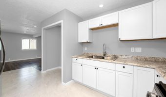 279 Kinsman Ct, Delhi, OH 45238