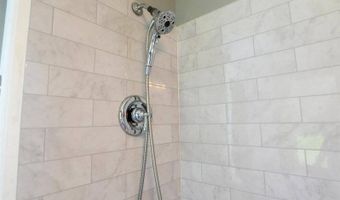 136 Lancaster Ave, Bangor, ME 04401