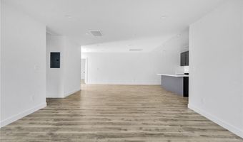 1601 W 165th Street 1603, Compton, CA 90220
