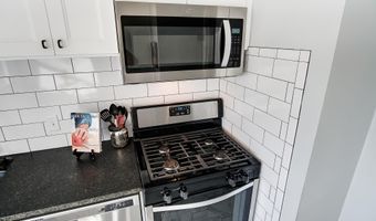 1440 Elmwood Ave A, Columbus, OH 43212