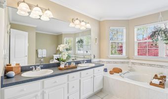21 Orchid Ln, Barnegat, NJ 08005
