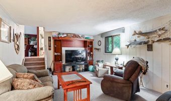 2720 Parkway Ct, Wisconsin Rapids, WI 54494