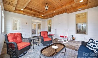 741 Fawns Glen Pl, Clover, SC 29710