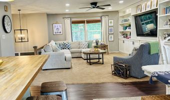 8249 Burn Ct, Indianapolis, IN 46217