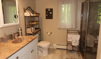 714 Edgewood Dr, Batesville, IN 47006