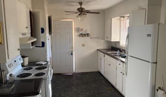 301 Meadowlane Dr, Aberdeen, MS 39730