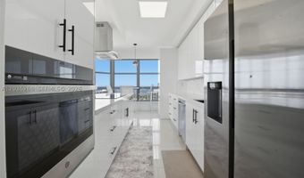 3500 Mystic Pointe Dr PH5, Aventura, FL 33180