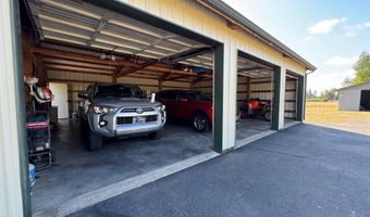 10418 CHAMPOEG Rd, Aurora, OR 97002