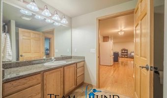 5102 Vista Way, Casper, WY 82601