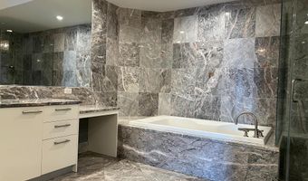 1881 N NASH St 307, Arlington, VA 22209