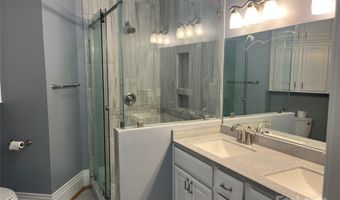 52 Biltmore Ave 203, Asheville, NC 28801