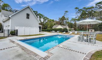 56 Wade Hampton Dr, Beaufort, SC 29907