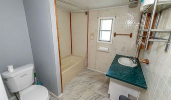 6 Jackson Ave, Allenstown, NH 03275