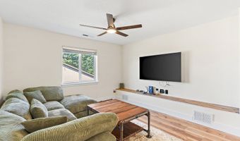 2558 NW WHITE OAK Ave, Albany, OR 97321
