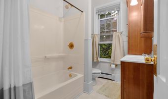 282 Lark St, Albany, NY 12210