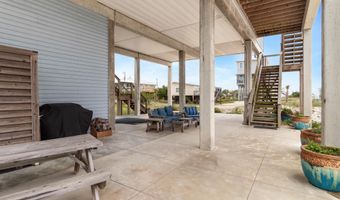 14 Tarpon St, Alligator Point, FL 32346