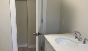 338 E PETERS, De Kalb, TX 75559