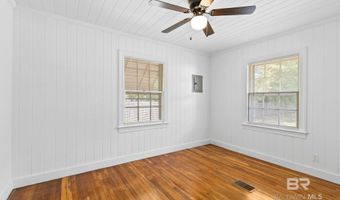 301 E Craig St, Atmore, AL 36502