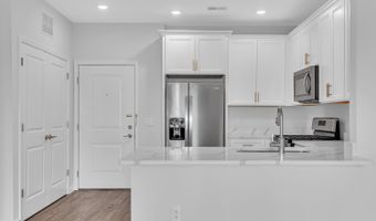 750 Lighthouse Dr 1112, Barnegat, NJ 08005