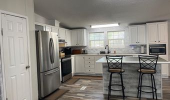5894 Jasper Rd, Bascom, FL 32423