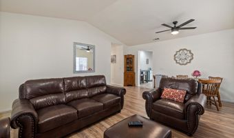 10852 Bonanza Rd, Adelanto, CA 92301