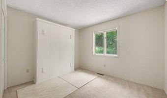 7 Congleton Ln, Bella Vista, AR 72714