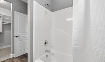 19358 SW Laurelhurst Way, Bend, OR 97702
