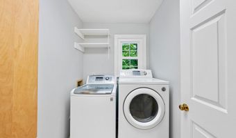 1030 W Sterlington Pl, Apex, NC 27502