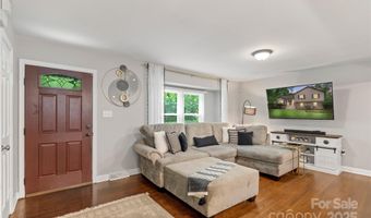1914 Bonnie Ln, Charlotte, NC 28213