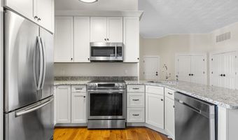 36 Bank St B, New Milford, CT 06776