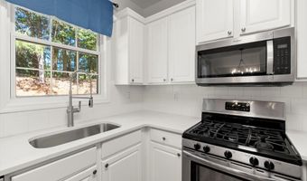 3916 Wild Blossom Ct, Acworth, GA 30101