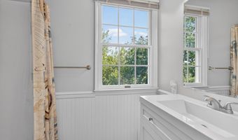 13 HARBORVIEW Rd, Lewes, DE 19958