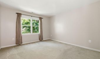 25 BRITTANY Ct, Atlantic Highlands, NJ 07716