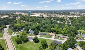 2571 Willow Dr, Arnold, MO 63010