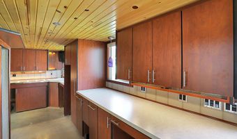 153 S 8th Ave, Beech Grove, IN 46107