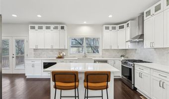5960 Magnolia Rdg, Stone Mountain, GA 30087