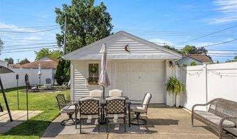 14871 Angelique Ave, Allen Park, MI 48101