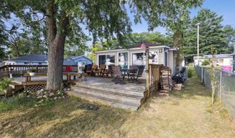 6111 Loud Dr, Oscoda, MI 48750