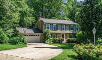 8614 BRAEBURN Dr, Annandale, VA 22003