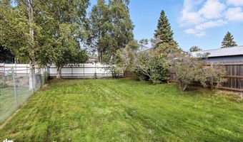 9112 Lakehurst Dr, Anchorage, AK 99502